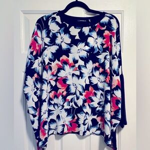 NWT-Rafaela round neck long sleeve in size Medium